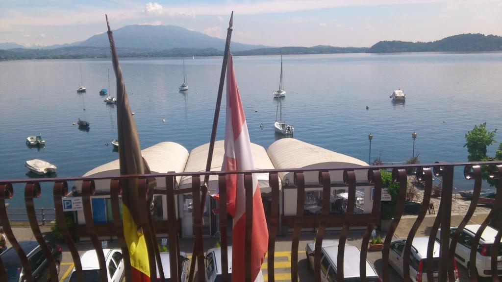 Lago Maggiore Lesa Dış mekan fotoğraf